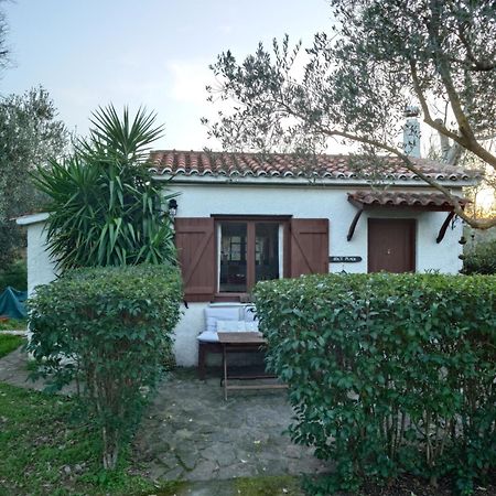 Sol'S Place Mytilene Exterior photo